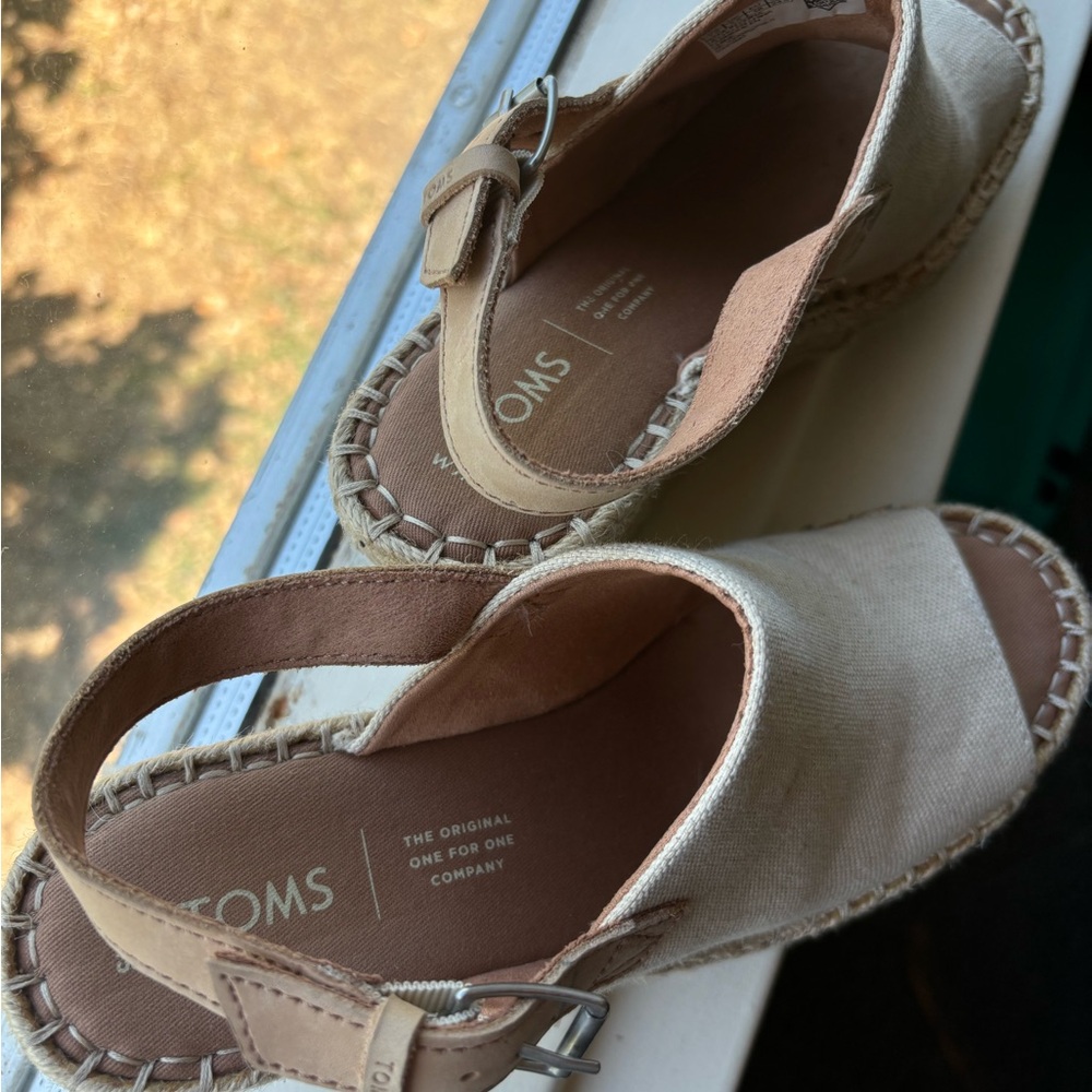 Tom’s wedges